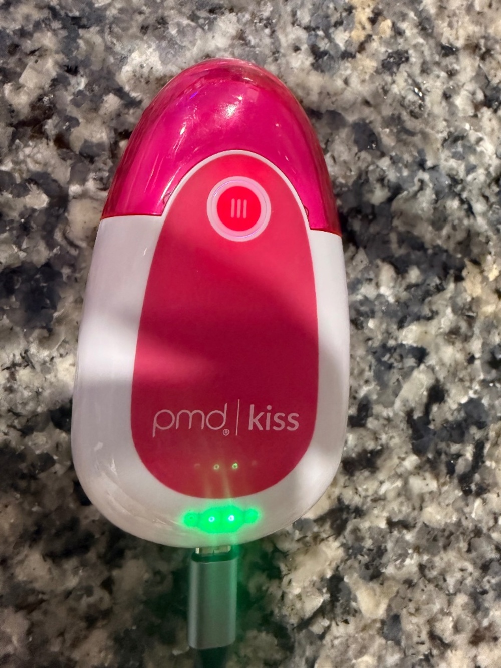 PMD Kiss Lip Plumping Device – Works